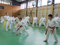 2023 &raquo; Anul 2023 - Lectie deschisa Karate Scoala nr.9 Brasov